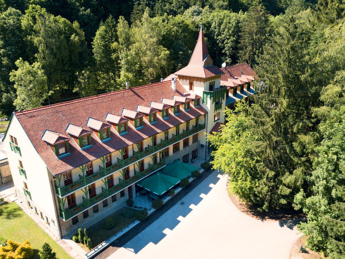 Bakony Hotel Bakonybel ภายนอก รูปภาพ