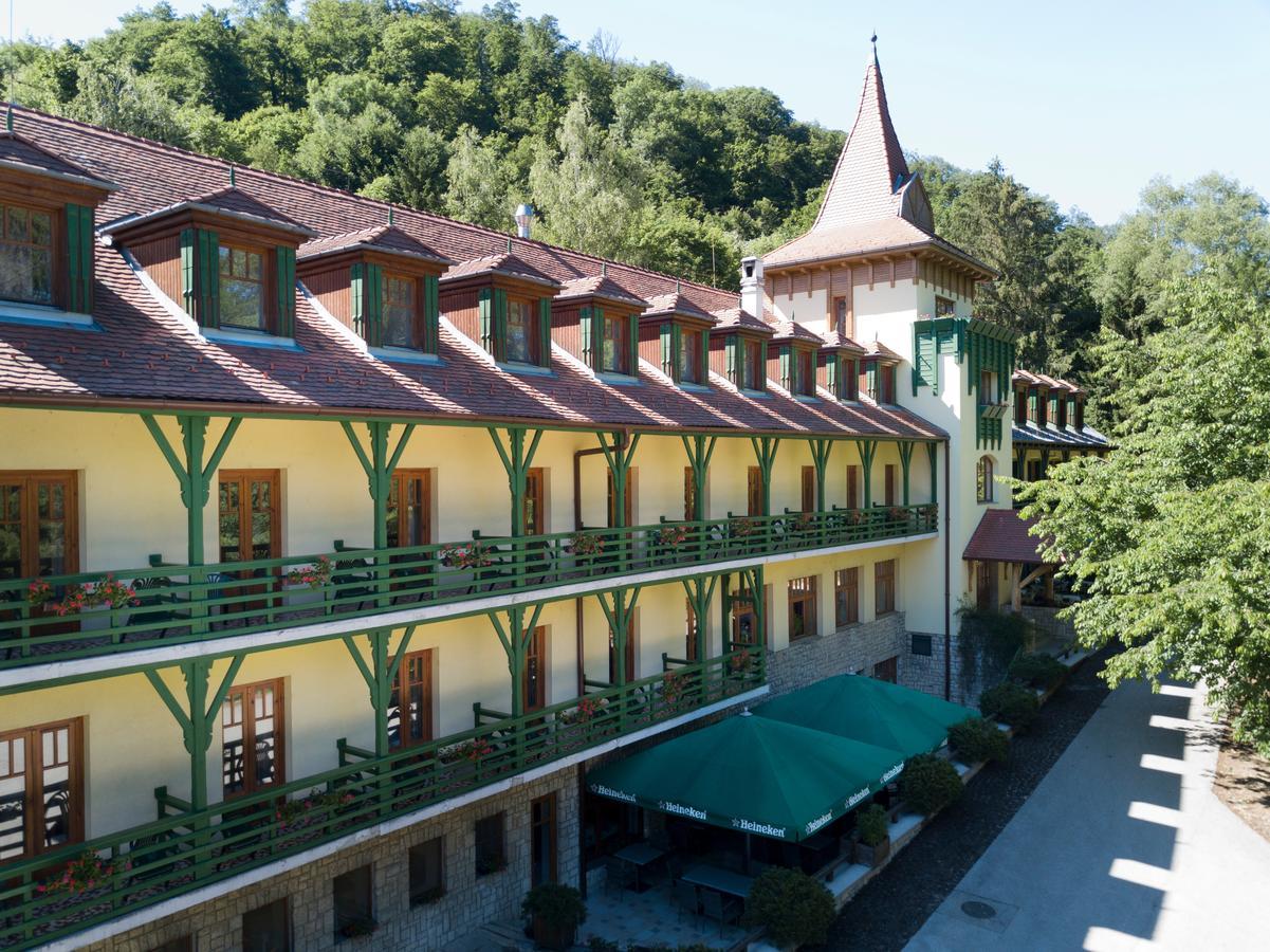 Bakony Hotel Bakonybel ภายนอก รูปภาพ