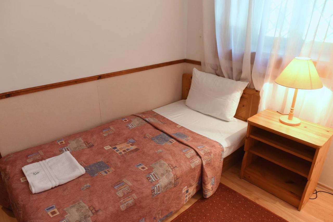 Bakony Hotel Bakonybel ภายนอก รูปภาพ