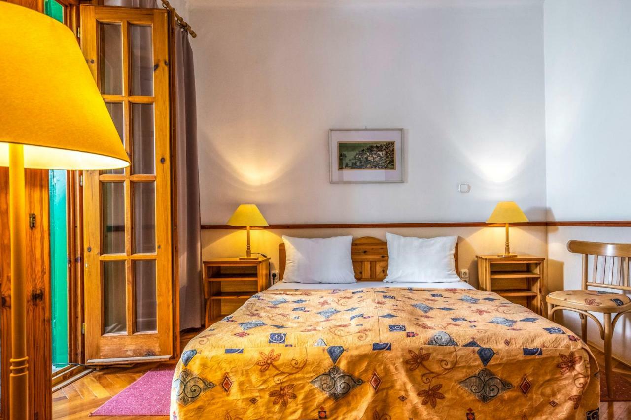 Bakony Hotel Bakonybel ภายนอก รูปภาพ